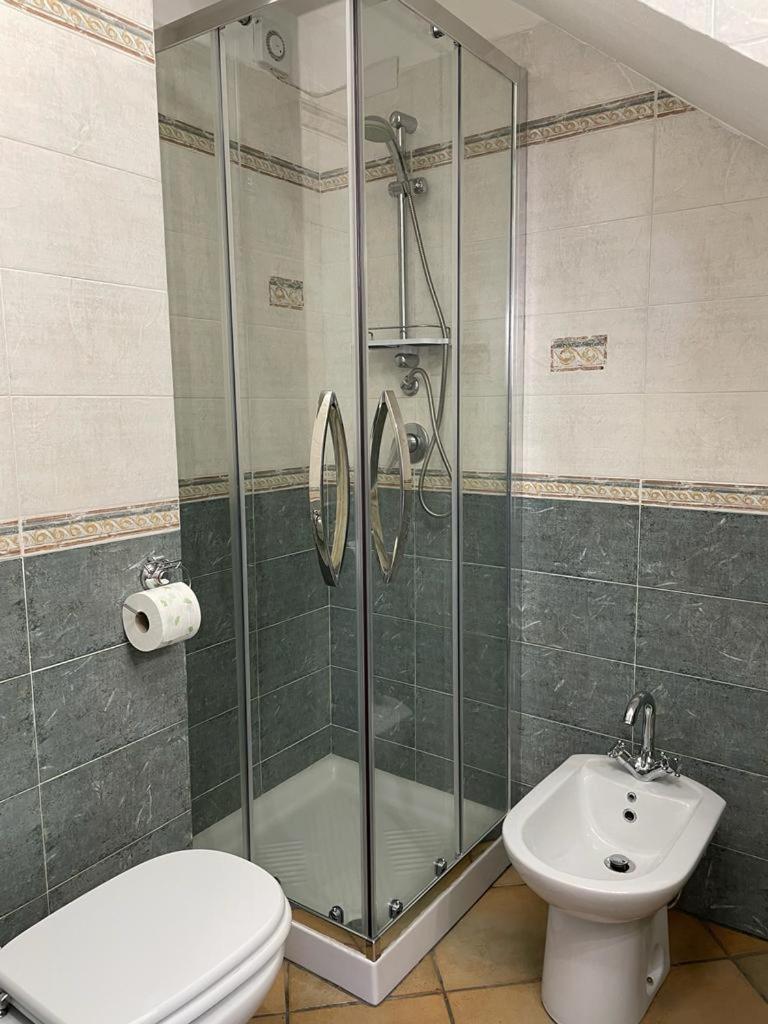 Excellent Rooms Paola'S Olbia Exterior photo